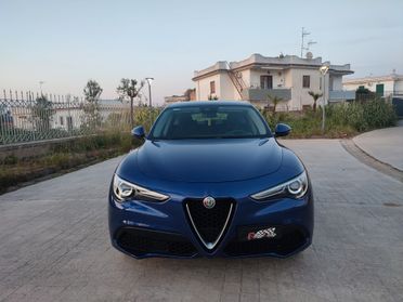 Alfa Romeo Stelvio Q4 2.2 TD 190CV AT8 NAVIGATORE DA VETRINA PERFETTA