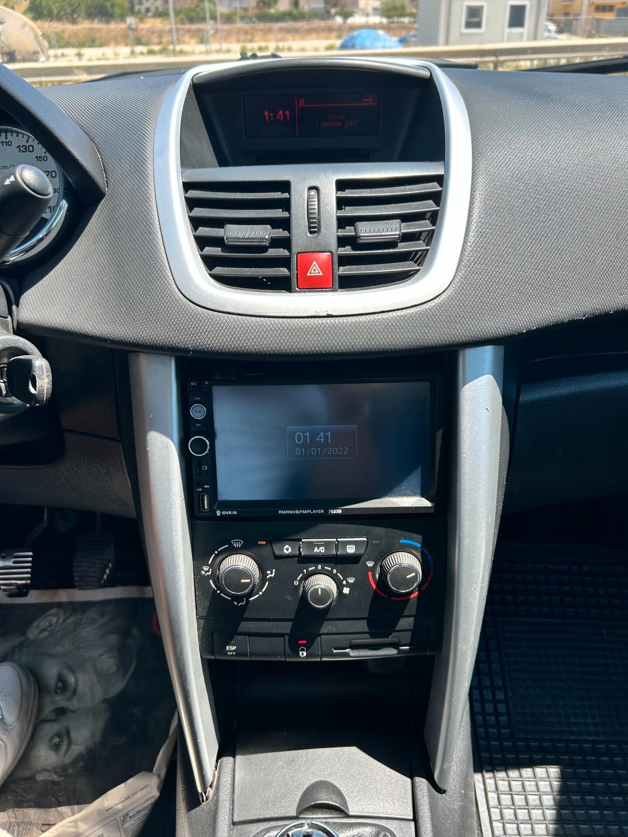 Peugeot 207 1.4 HDi 70CV 5p. Active - 2011