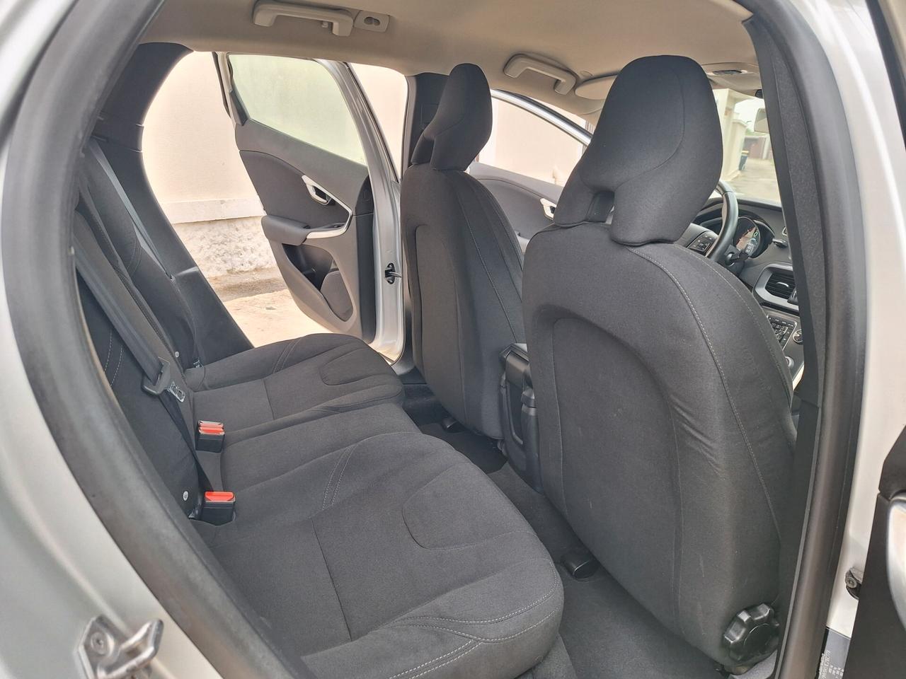 Volvo V40 D2 1.6 DIESEL Kinetic PERFETTA