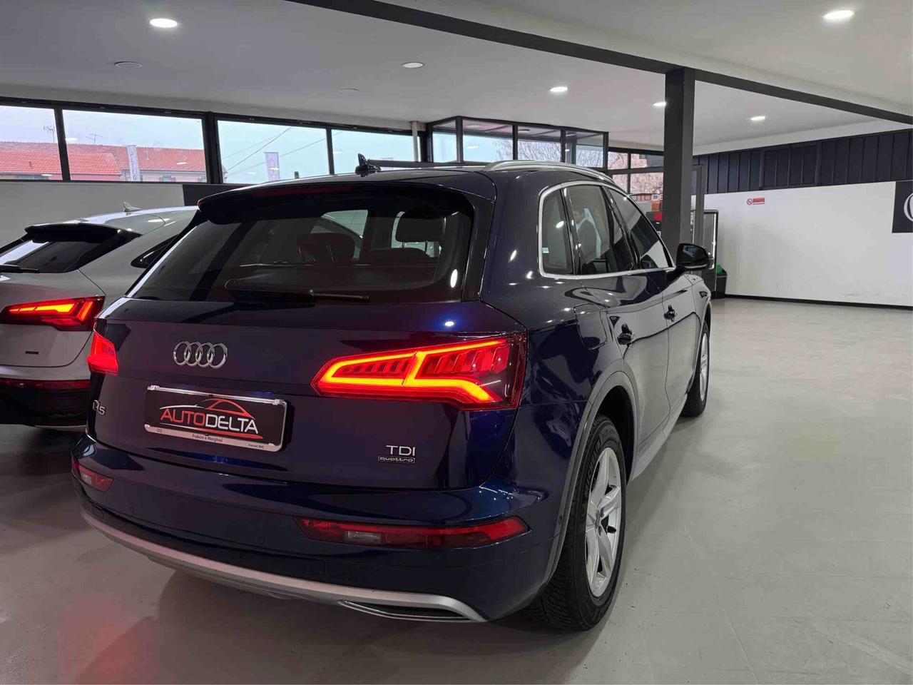 Audi Q5 2.0 TDI 190 CV quattro S tronic Business Sport