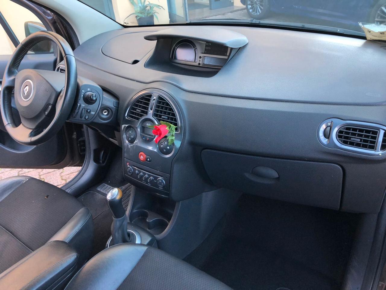 Renault Modus Grand 1.2 16V TCE Live