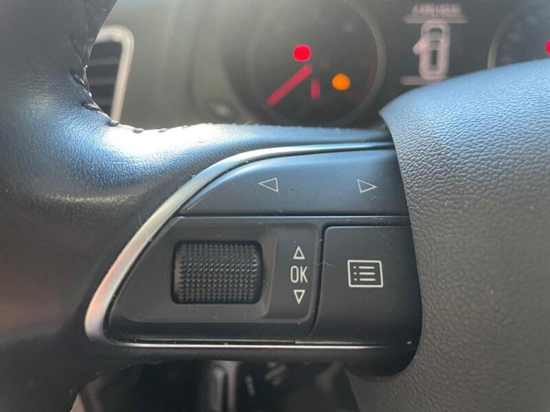 AUDI Q3 Q3 2.0 TDI 150 CV quattro Business