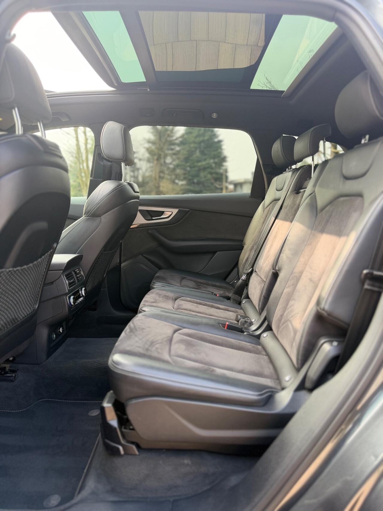 Audi Q7 50 TDI QUATTRO S LINE TETTO PANORAMICO