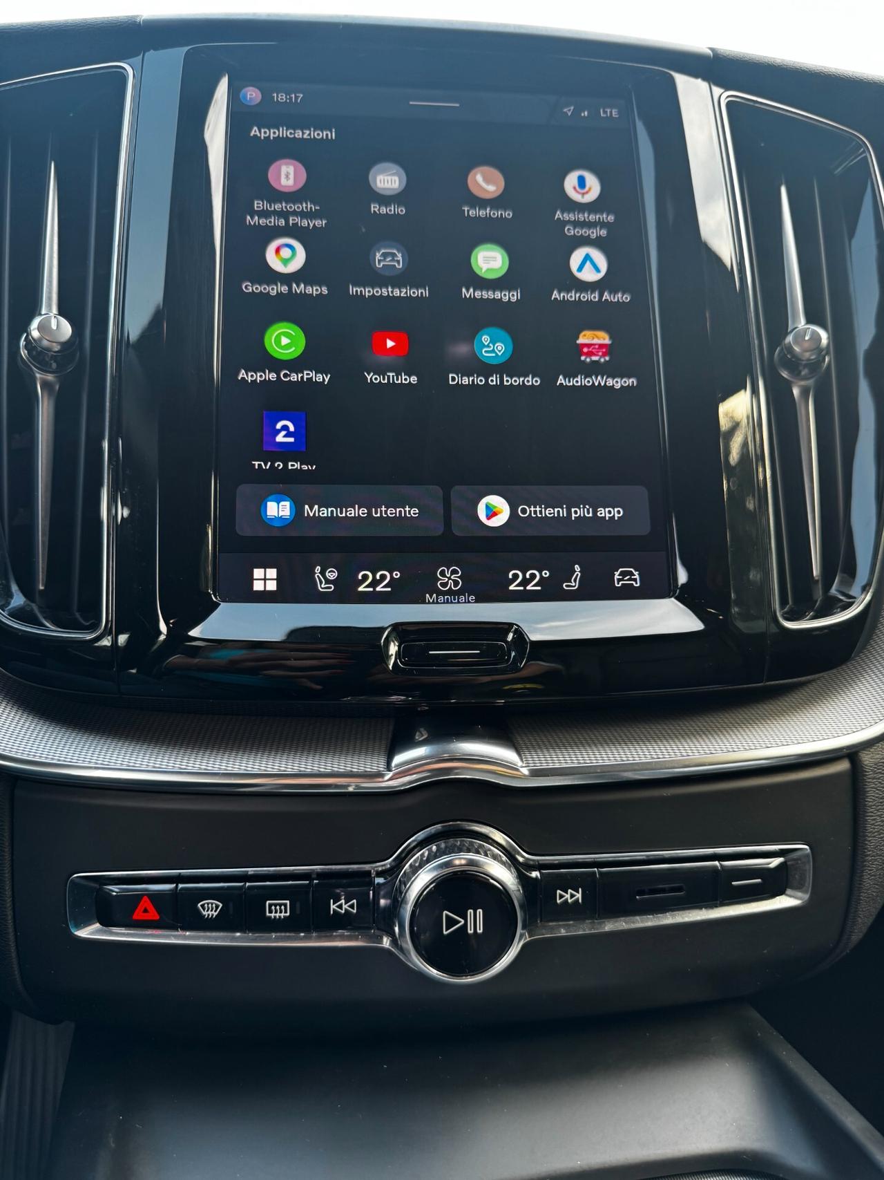 Volvo XC 60 XC60 B4 R DESIGN