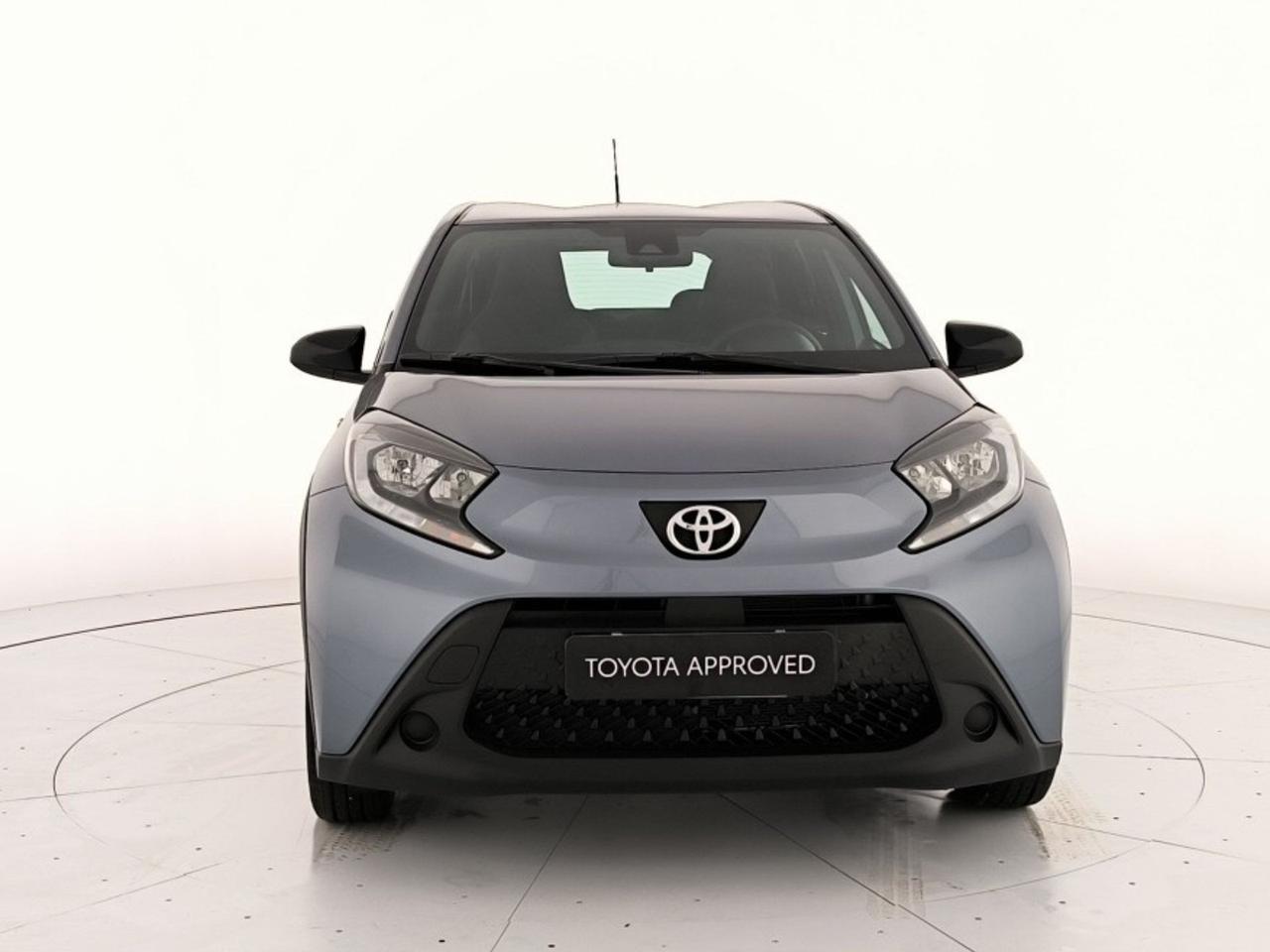 Toyota Aygo x 1.0 active 72cv s-cvt