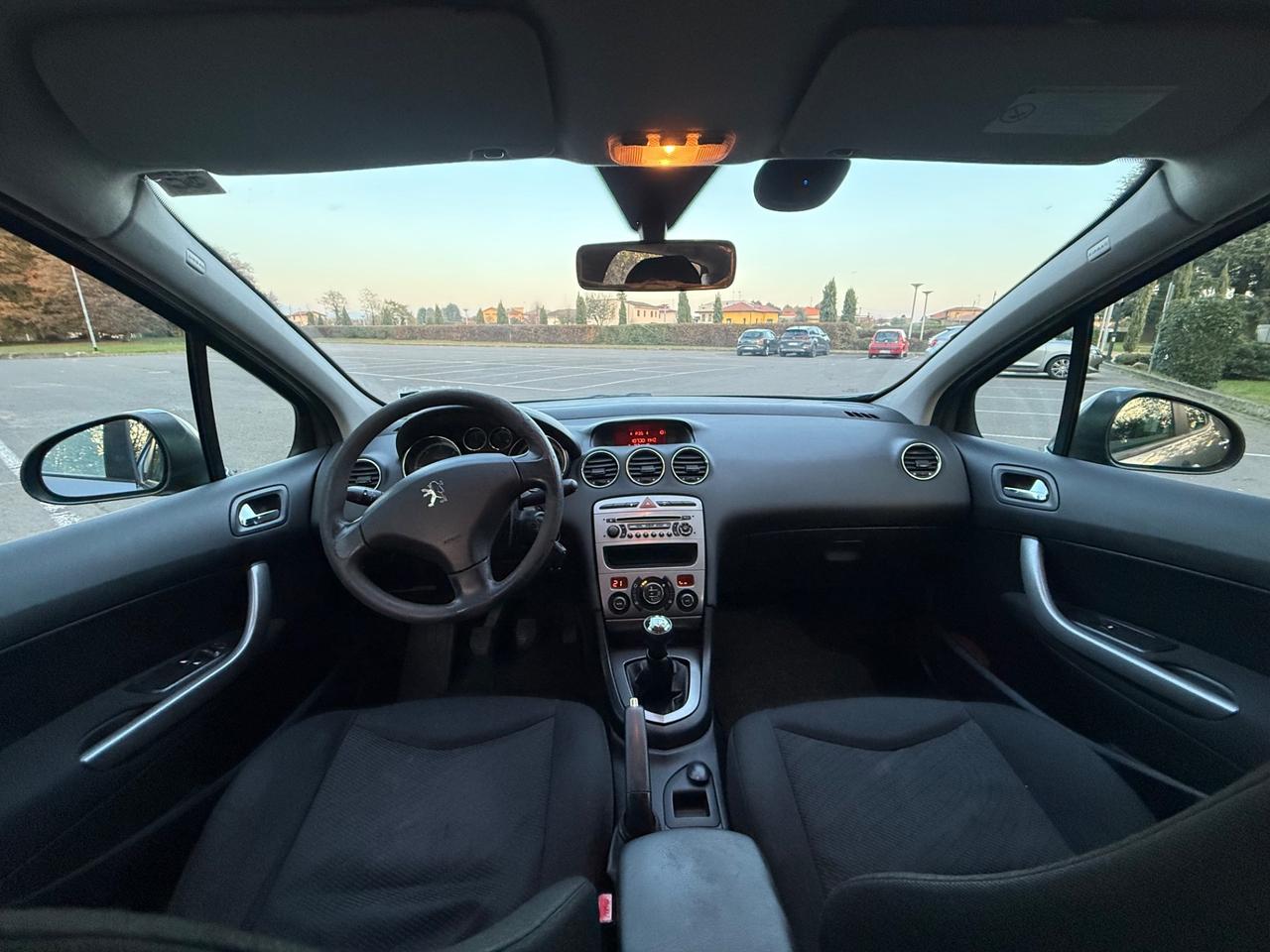 Peugeot 308 1.6 HDi 90CV FAP 5p. Premium