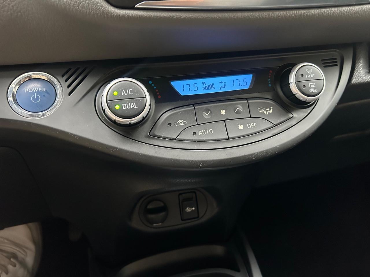Toyota Yaris 1.5 HYBRID 5p Trend Grey Edition SOLO 47.000KM!!!