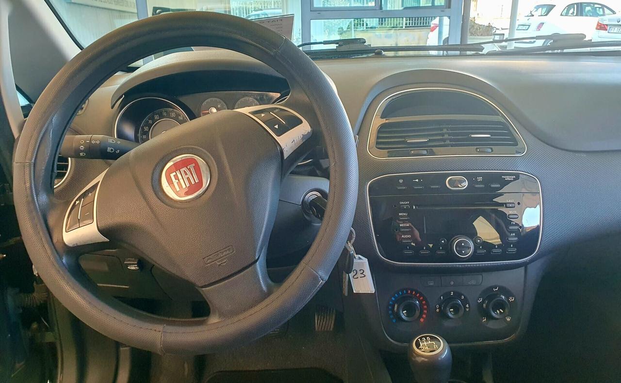 Fiat Punto 1.2 BENZ. - 2017 - KM. 145.000 NEOPATENTATI