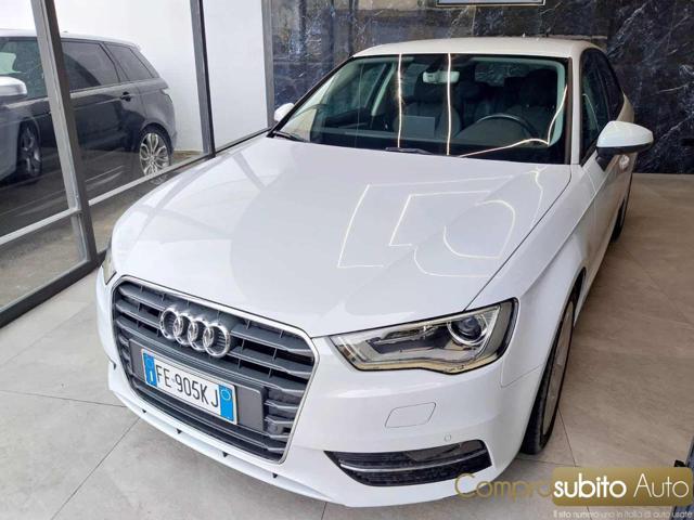 AUDI A3 1.6 TDI S tronic Business