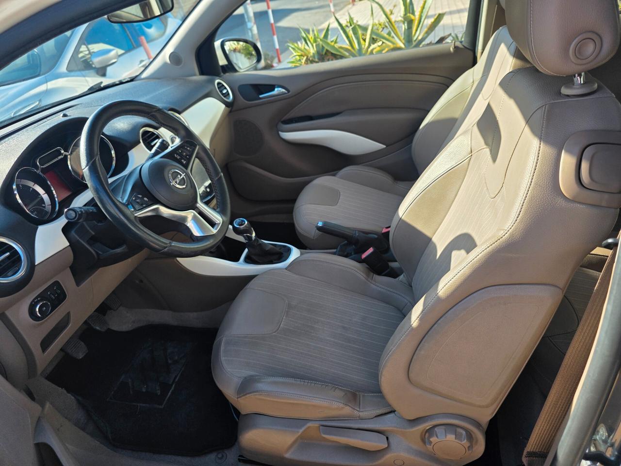 Opel Adam 1.2 70 CV Jam