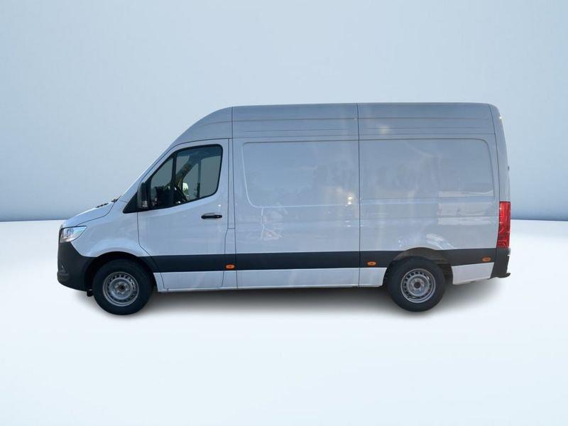 Mercedes-Benz Sprinter 319 CDI F 37/35 Automatic