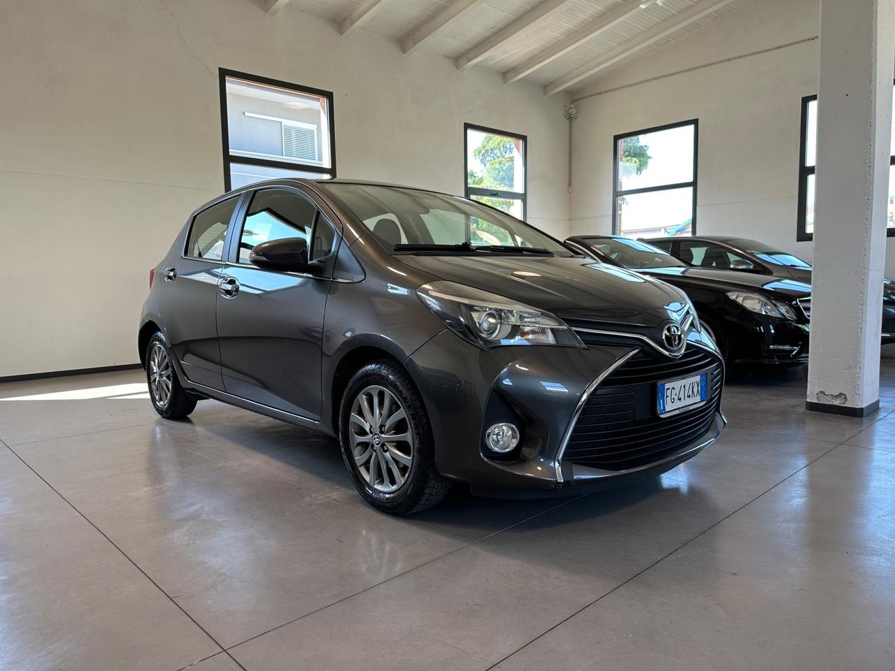Toyota Yaris 1.0 5 porte Lounge