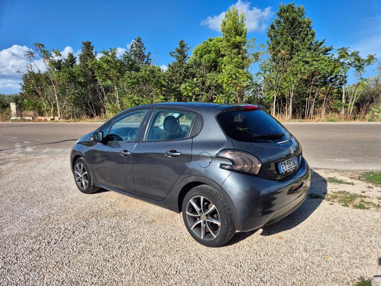 Peugeot 208 1.4 diesel 5 porte allure