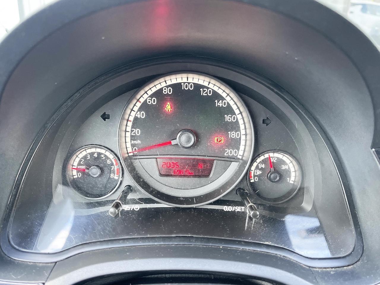 Volkswagen up! 1.0 Benzina 60CV Auto E5 Neo - 2013