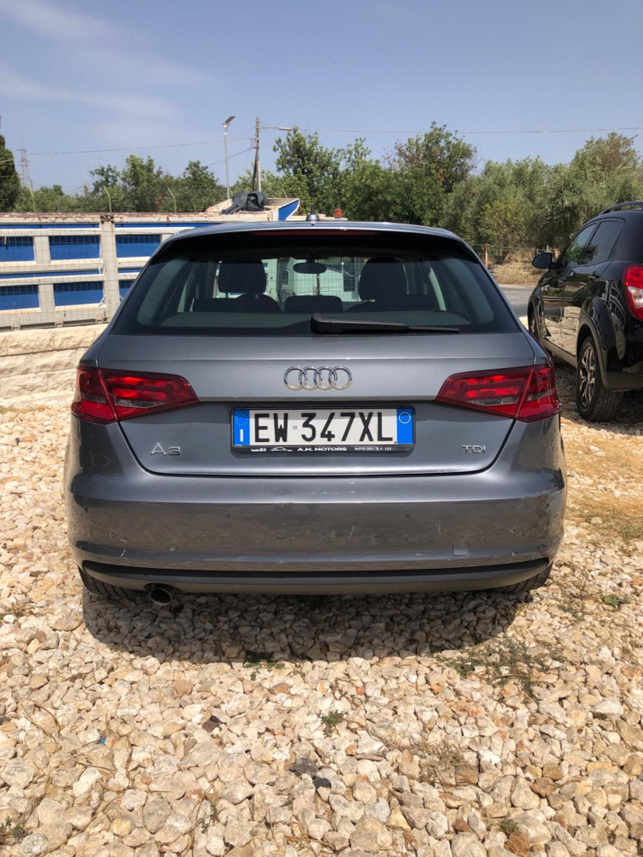 Audi A3 1.6 TDI clean diesel S tronic Attraction