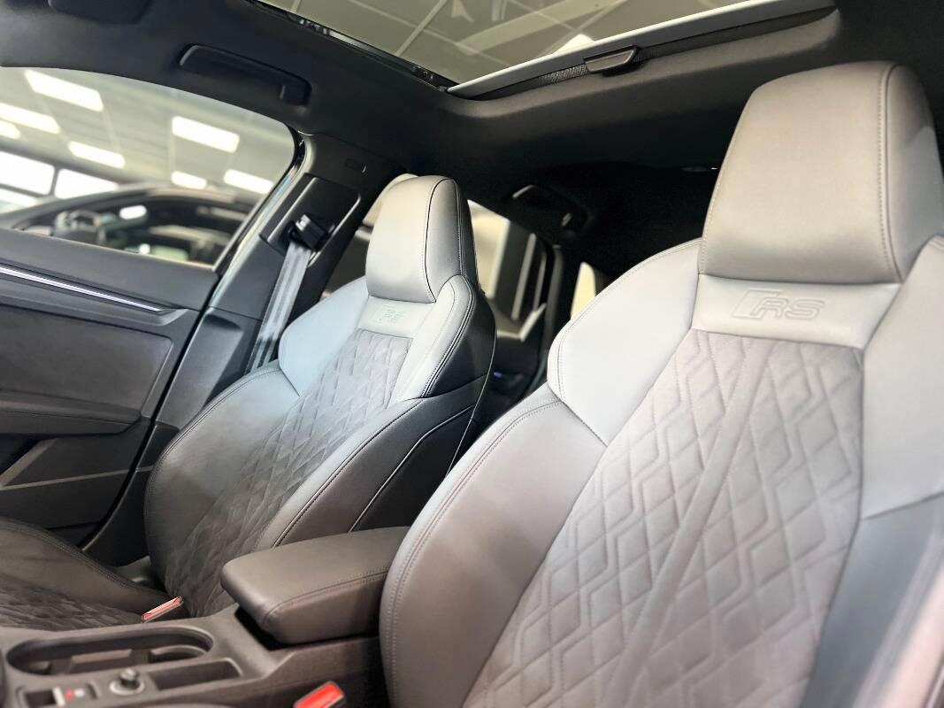 Audi A3 Sportback RS3 2.5 tfsi quattro s-tronic