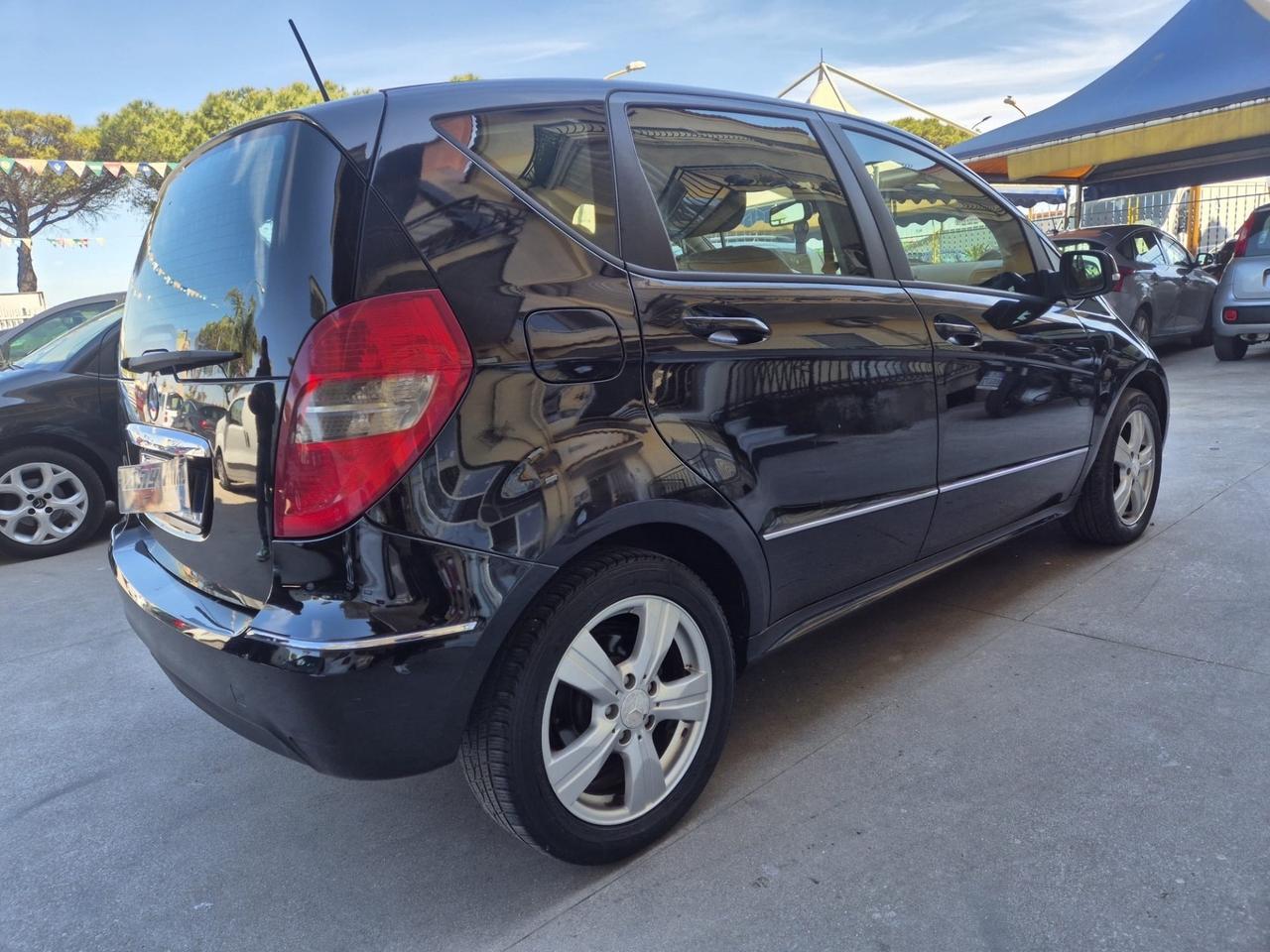 Mercedes-benz A 150 BlueEFFICIENCY Avantgarde