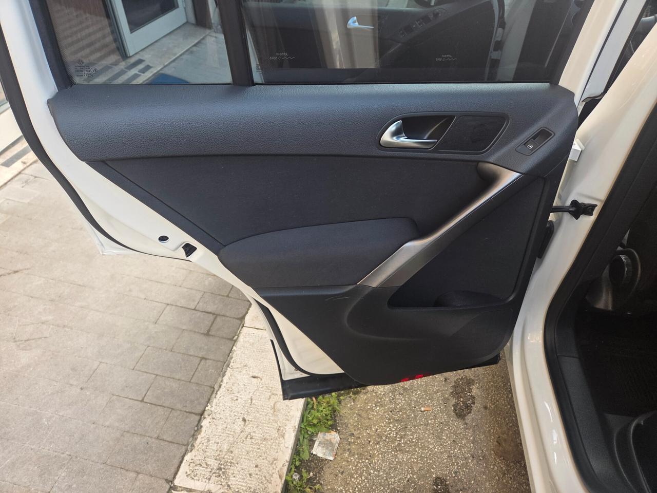 VW TIGUAN 2.0 TDI 140 CV 2 RUOTE MOTRICI ANNO 2010 KM CERT