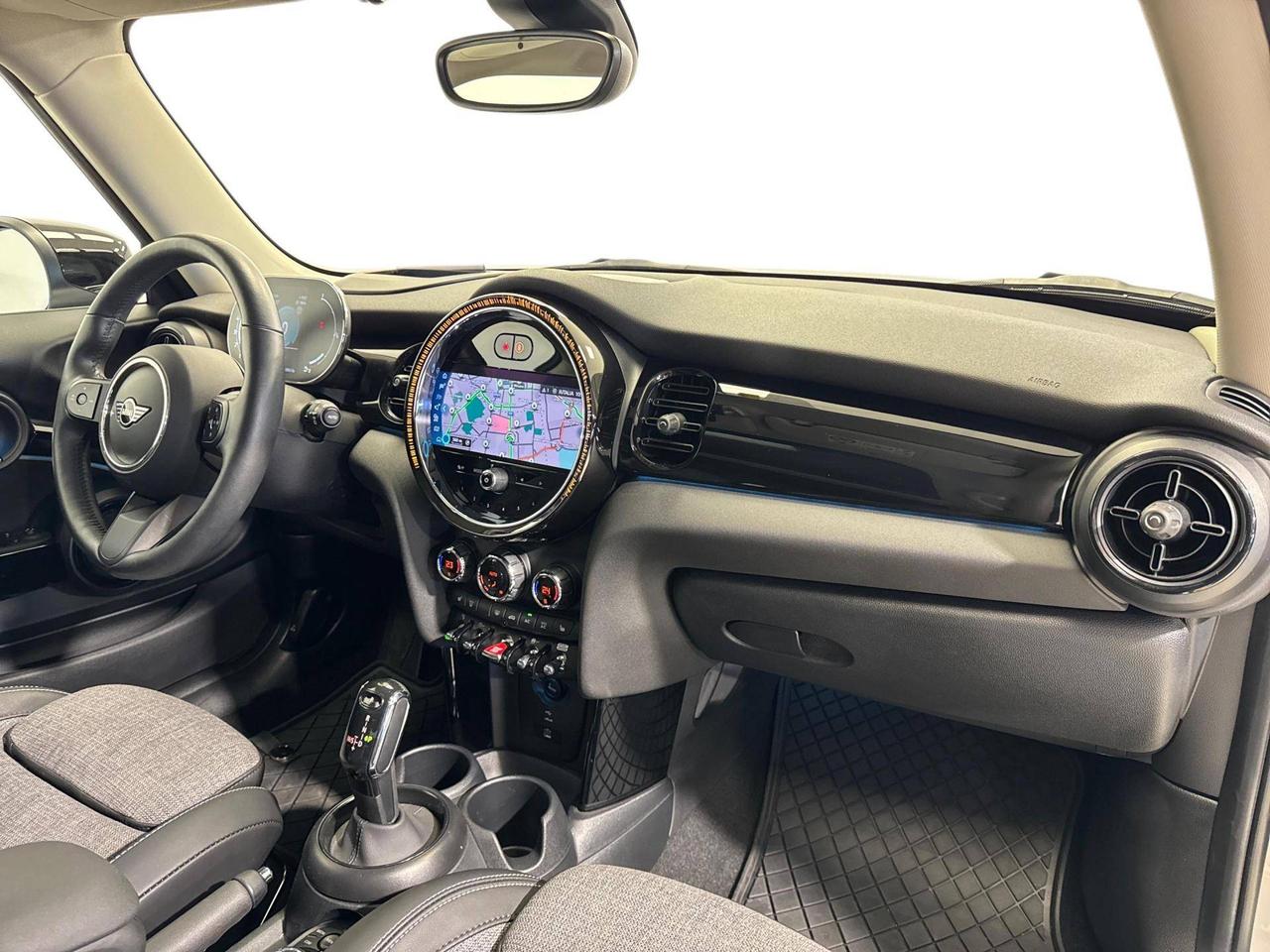 MINI Mini Cooper Essential 3 Porte