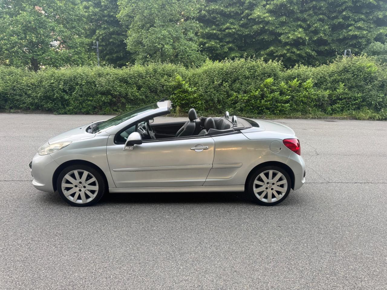 Peugeot 207cc 1.6 120CV cabrio (Su appuntamento)
