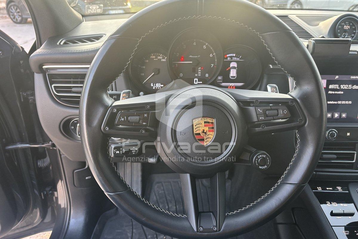 PORSCHE Macan 2.0 T