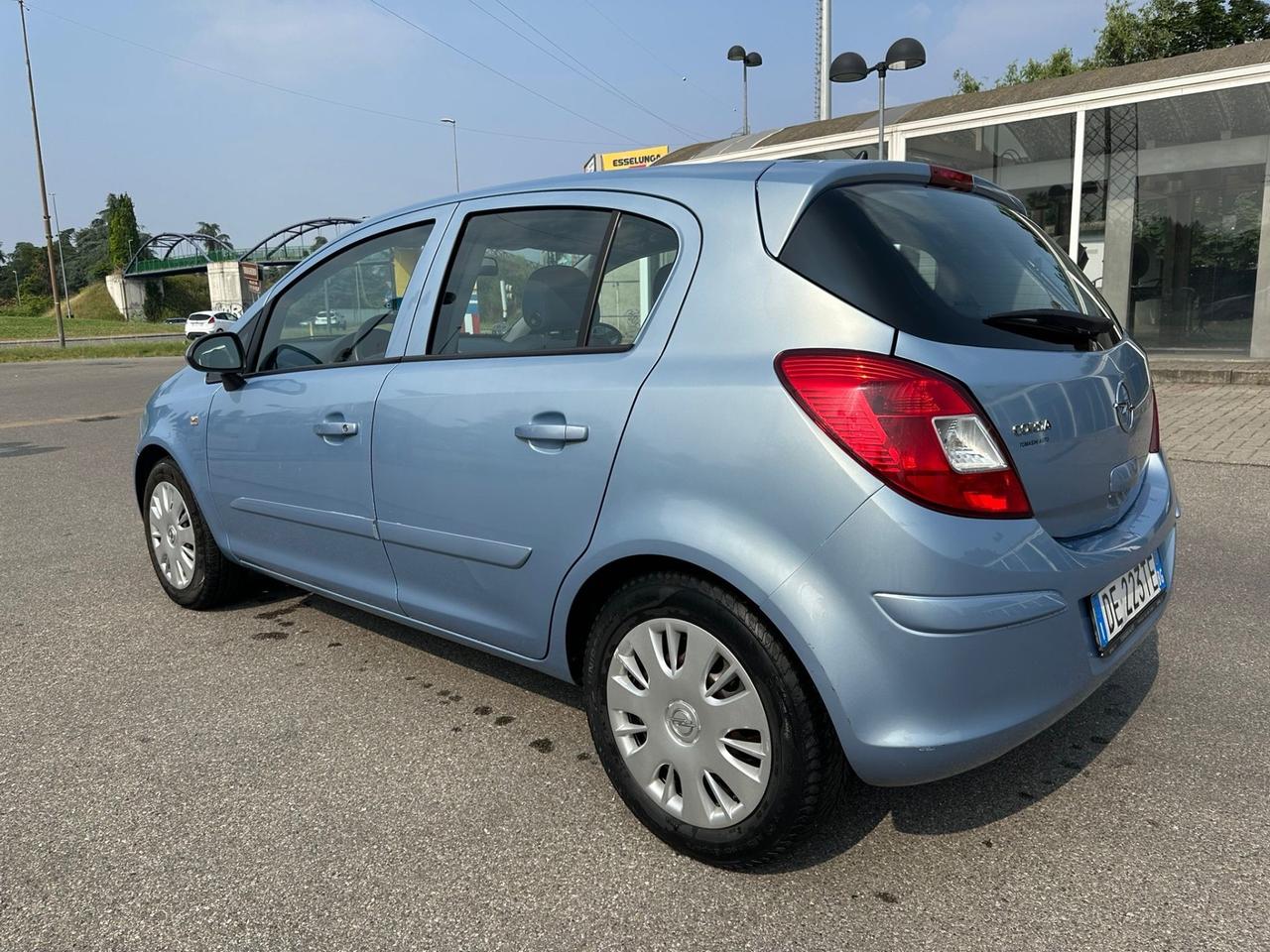 Opel Corsa 1.2 5 porte - adatto a neopatentati ok area B