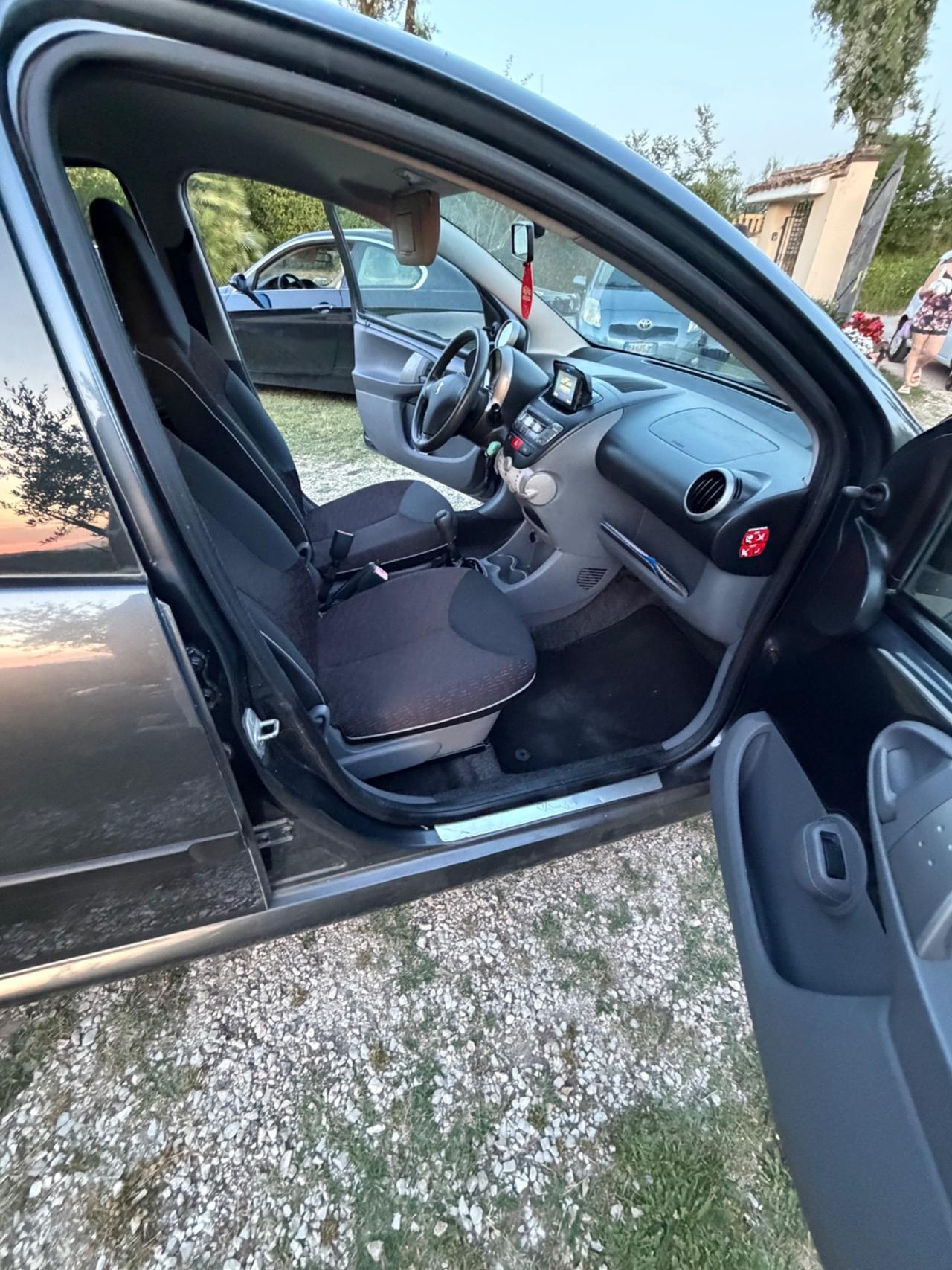 Peugeot 107 1.0 68CV 5p. Plaisir