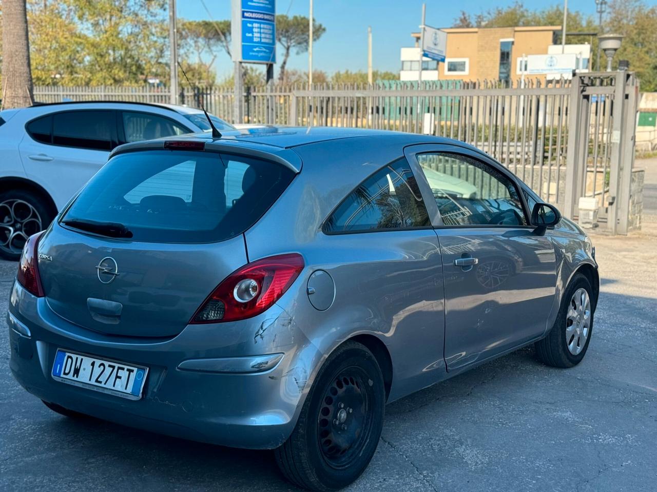 Opel Corsa 1.2 5 porte Cosmo IMPIANTO GPL