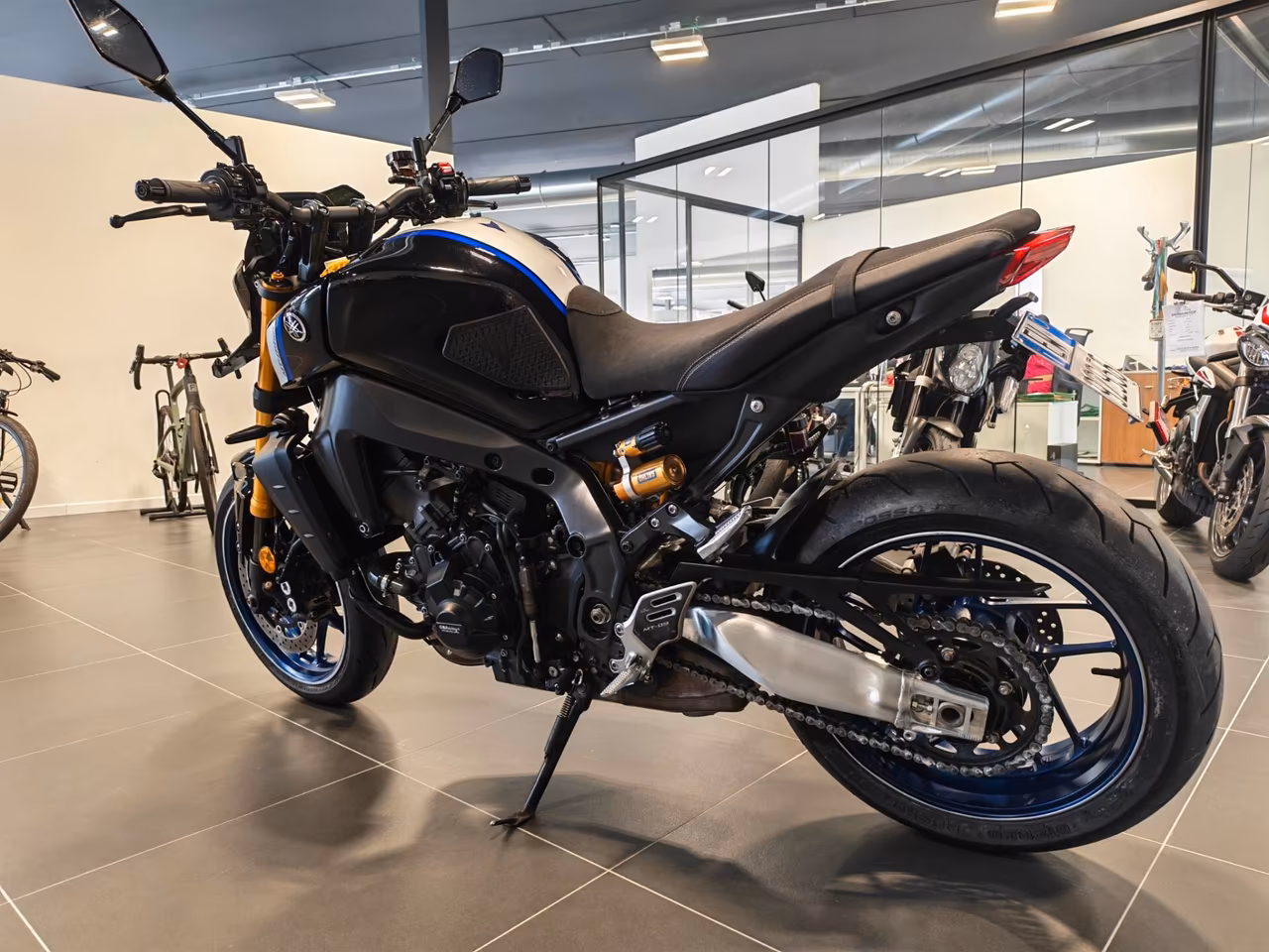 Yamaha MT-09 SP Icon Reverce 2022