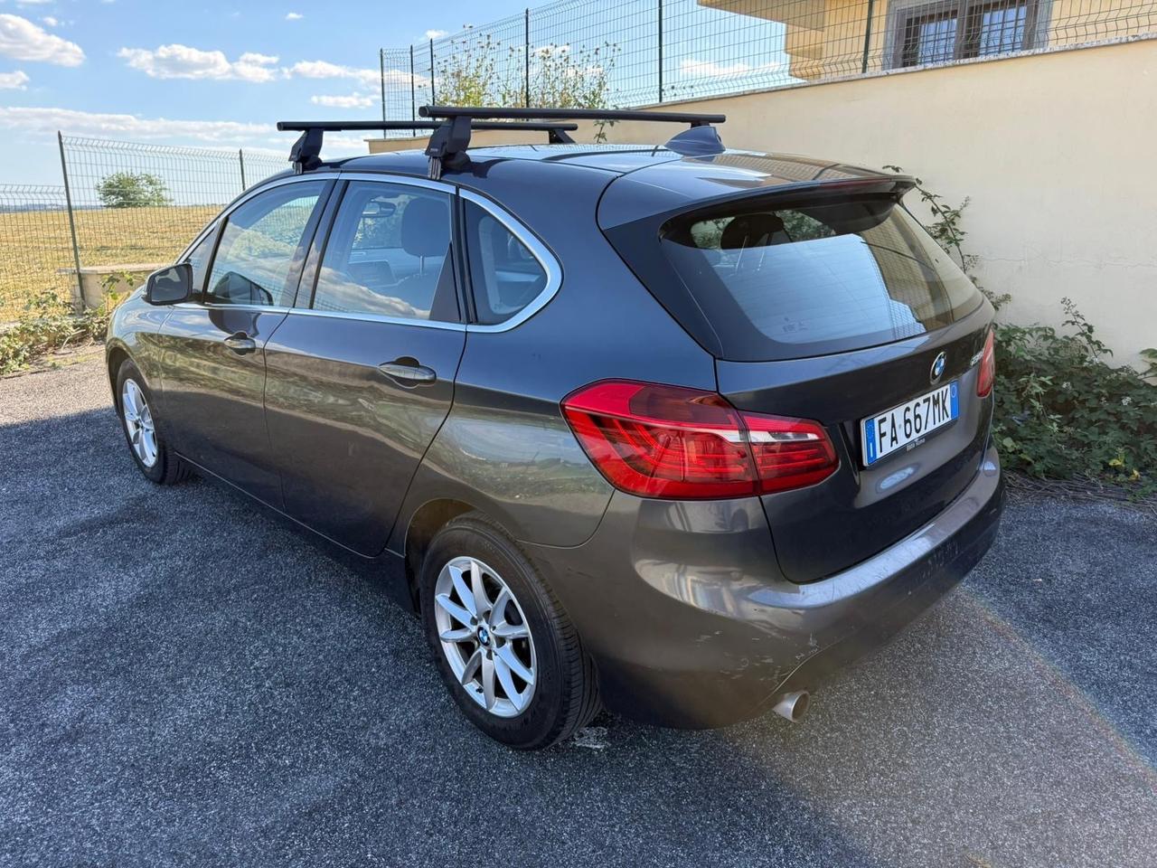 Bmw 118 120d 5p. Advantage
