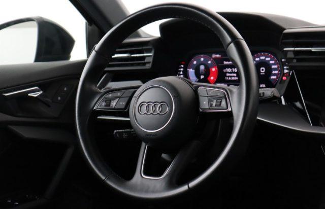 AUDI A3 SPB 30 TDI S tronic Attraction Business Edition