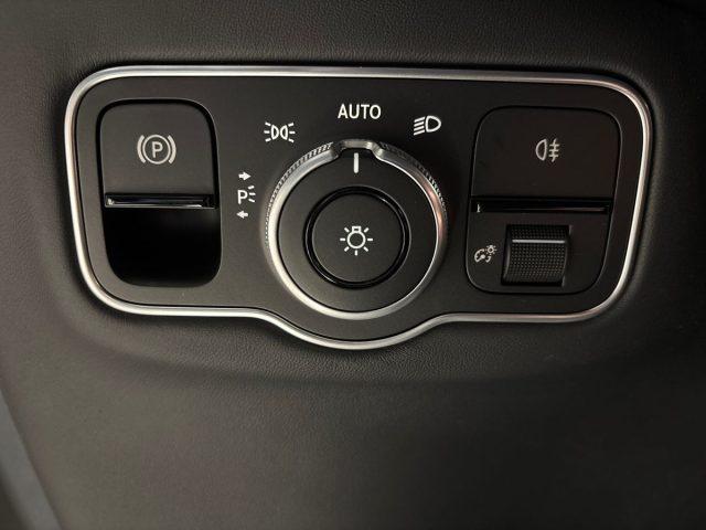 ASTON MARTIN DBX 707 4.0 Auto
