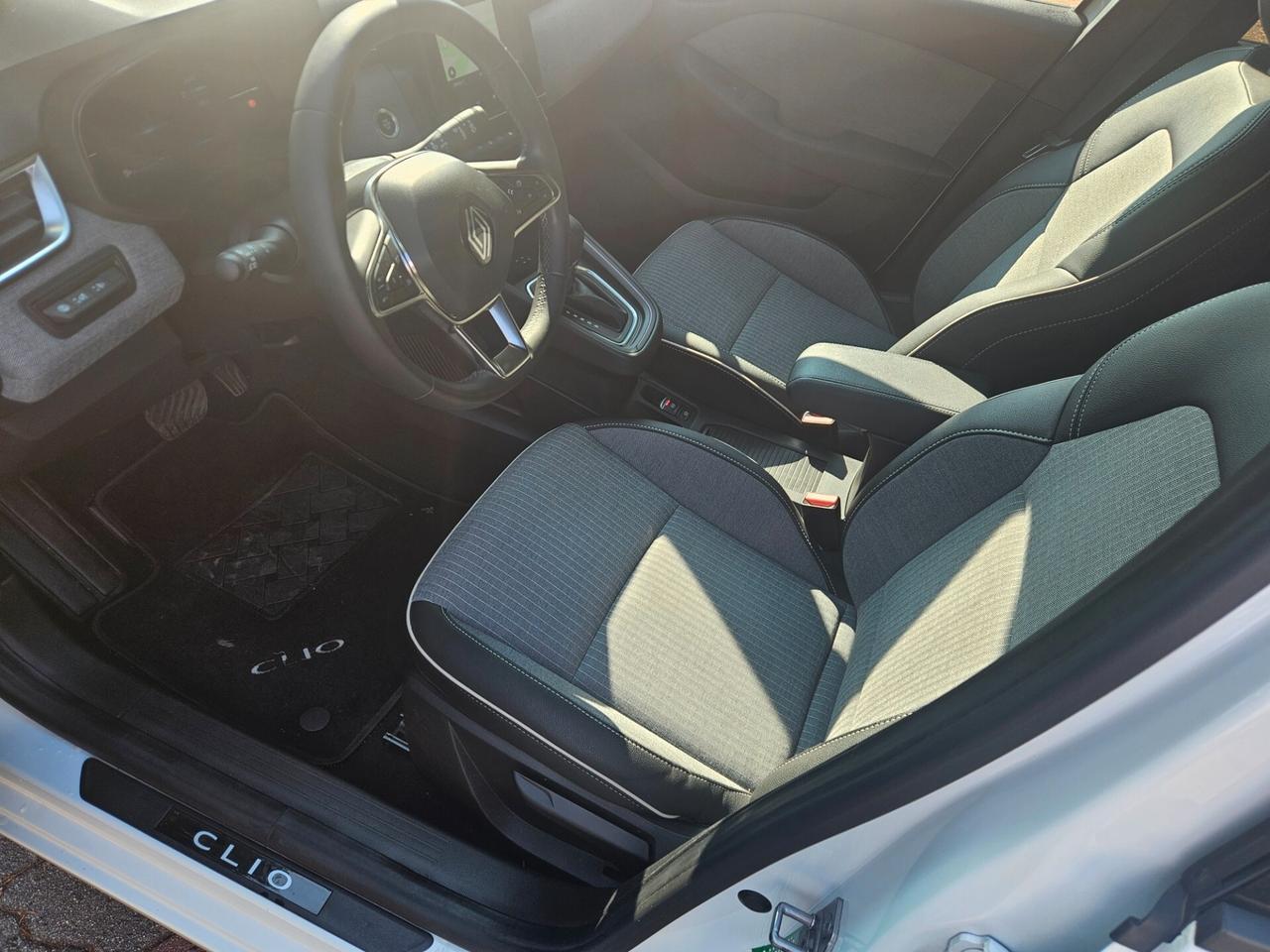 Renault Clio Full Hybrid E-Tech 145 CV 5 porte Techno