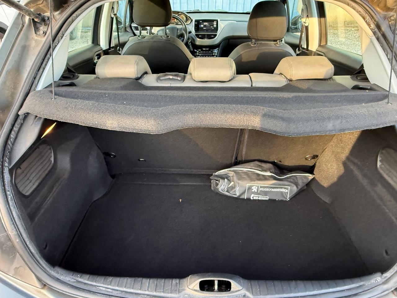 Peugeot 208 PureTech 82 5 porte Access