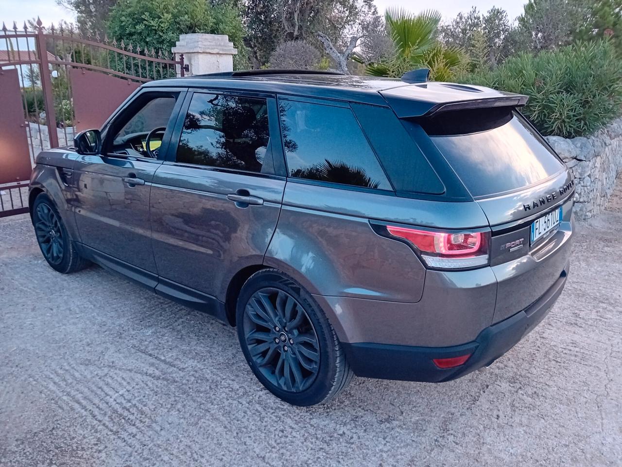 Land Rover Range Sport 3.0 TDV6 HSE Dynamic