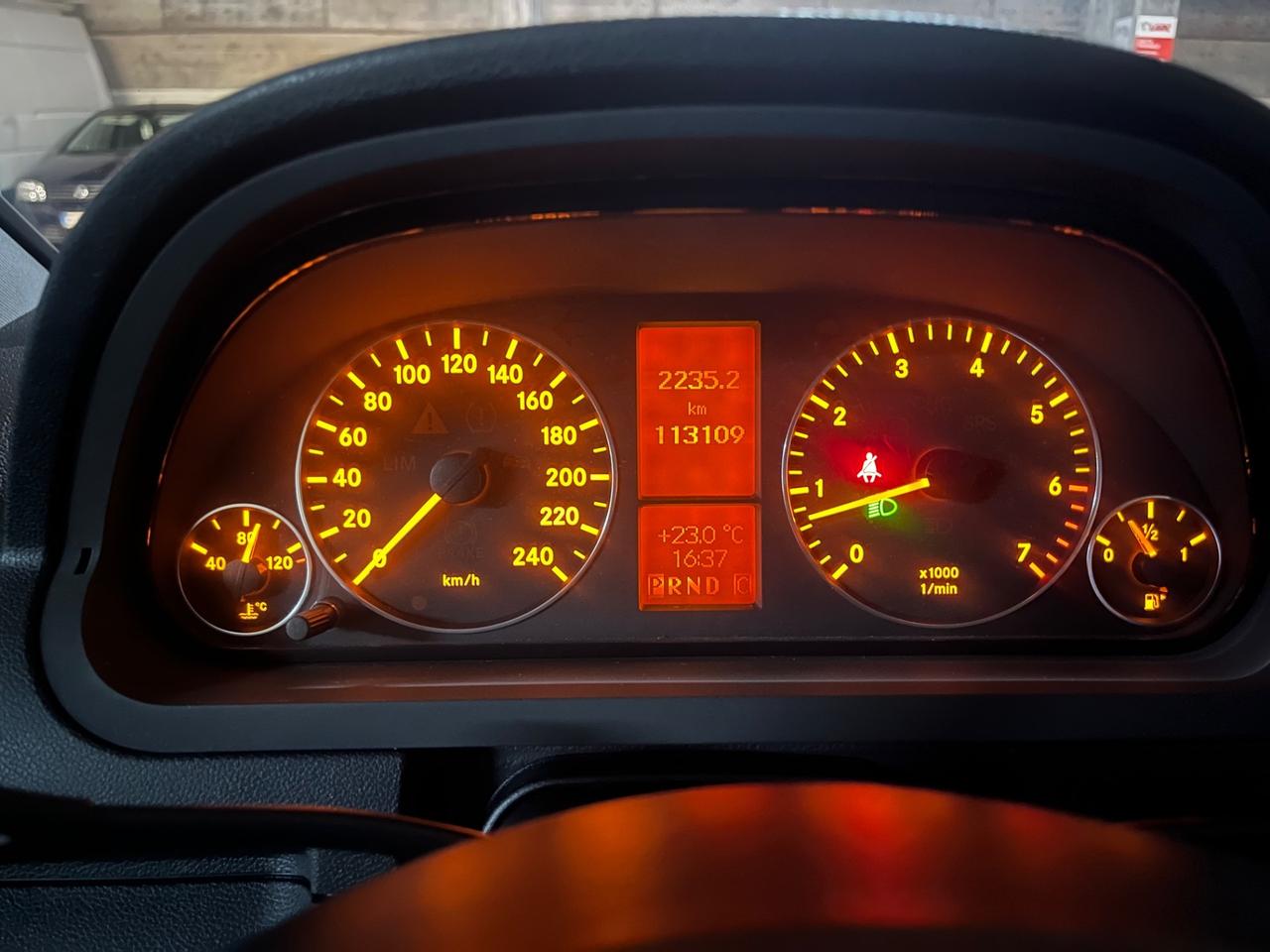 Mercedes-benz A 180 AUTOMATIC Special Edition
