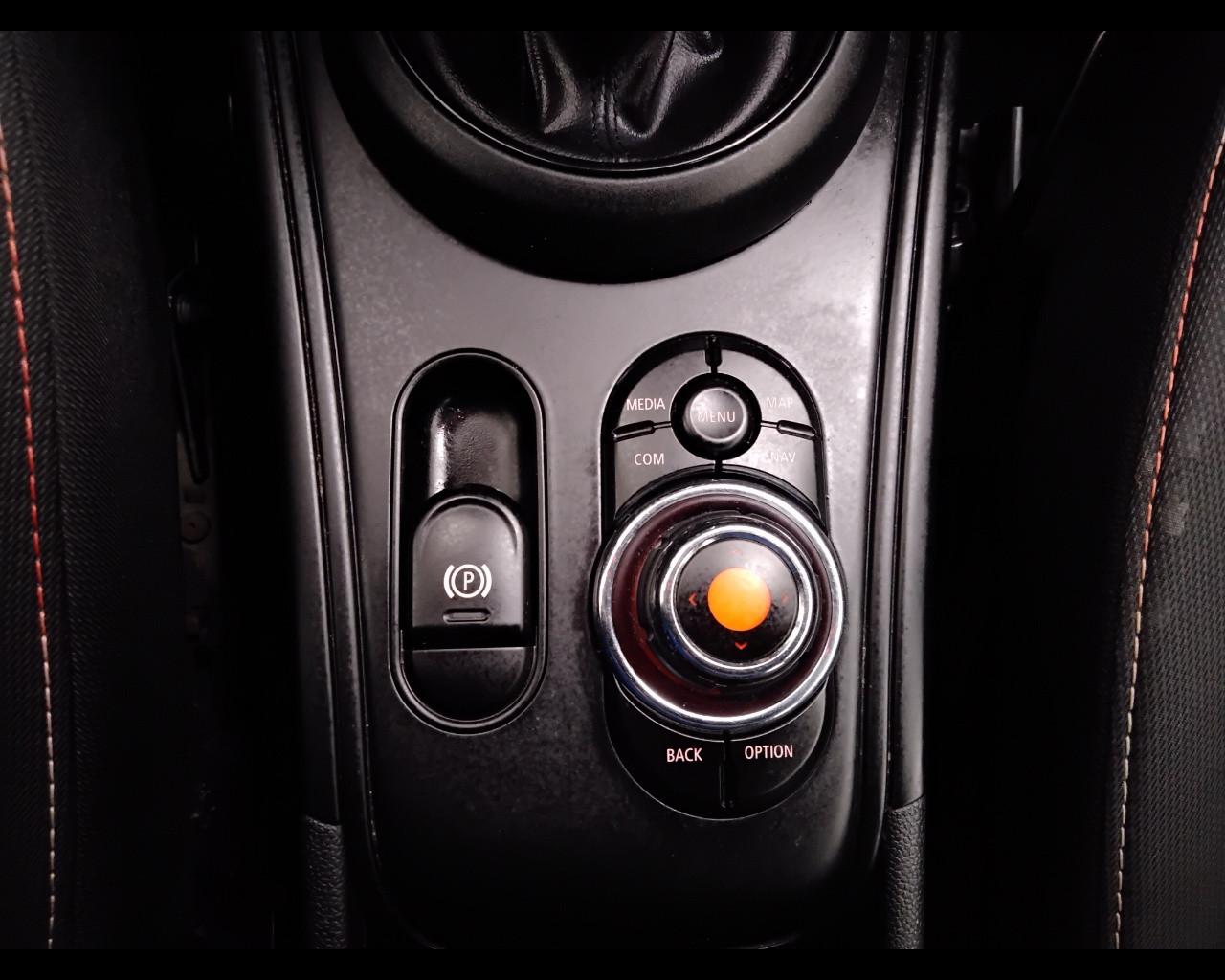 MINI Mini Countryman F60 2017 - Mini Countryman 2.0 Cooper D Boos