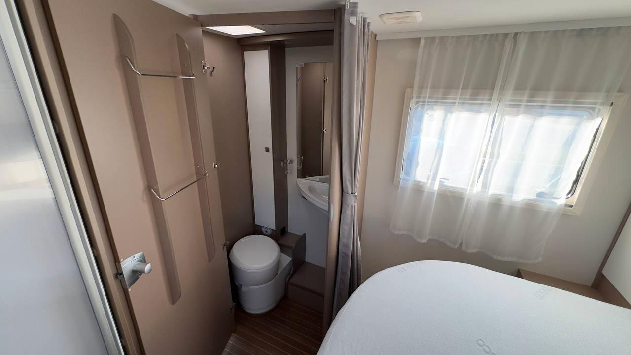Etrusco MOTORHOME I6900 QB CLIMA GANCIO TRAINO 2000 KG