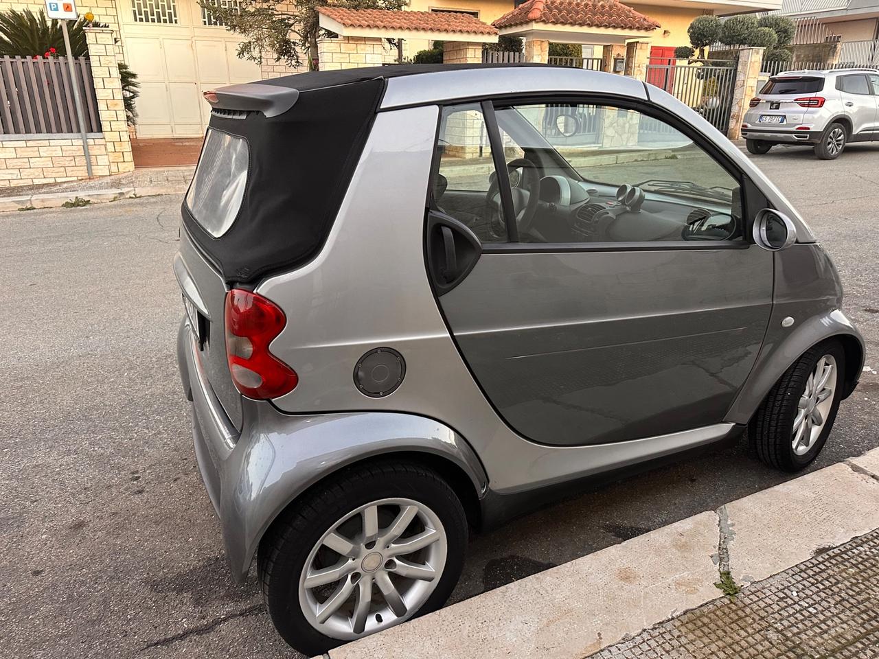Smart ForTwo 700 cabrio (45 kW)