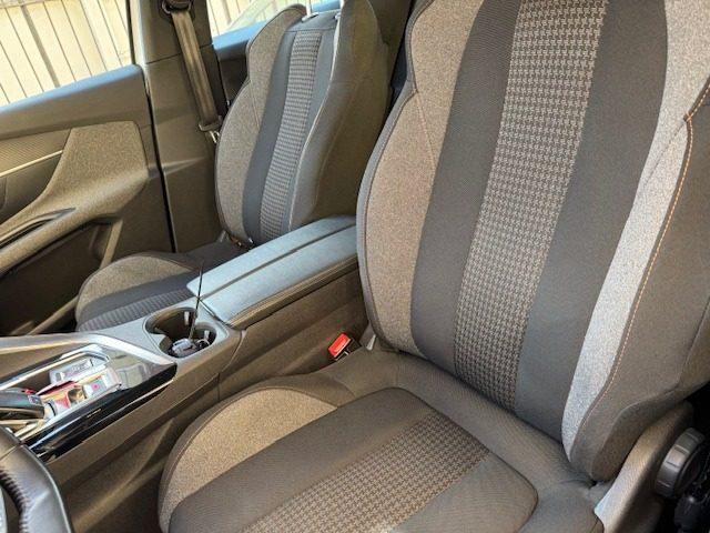 PEUGEOT 3008 BlueHDi 130 S&S Active Pack