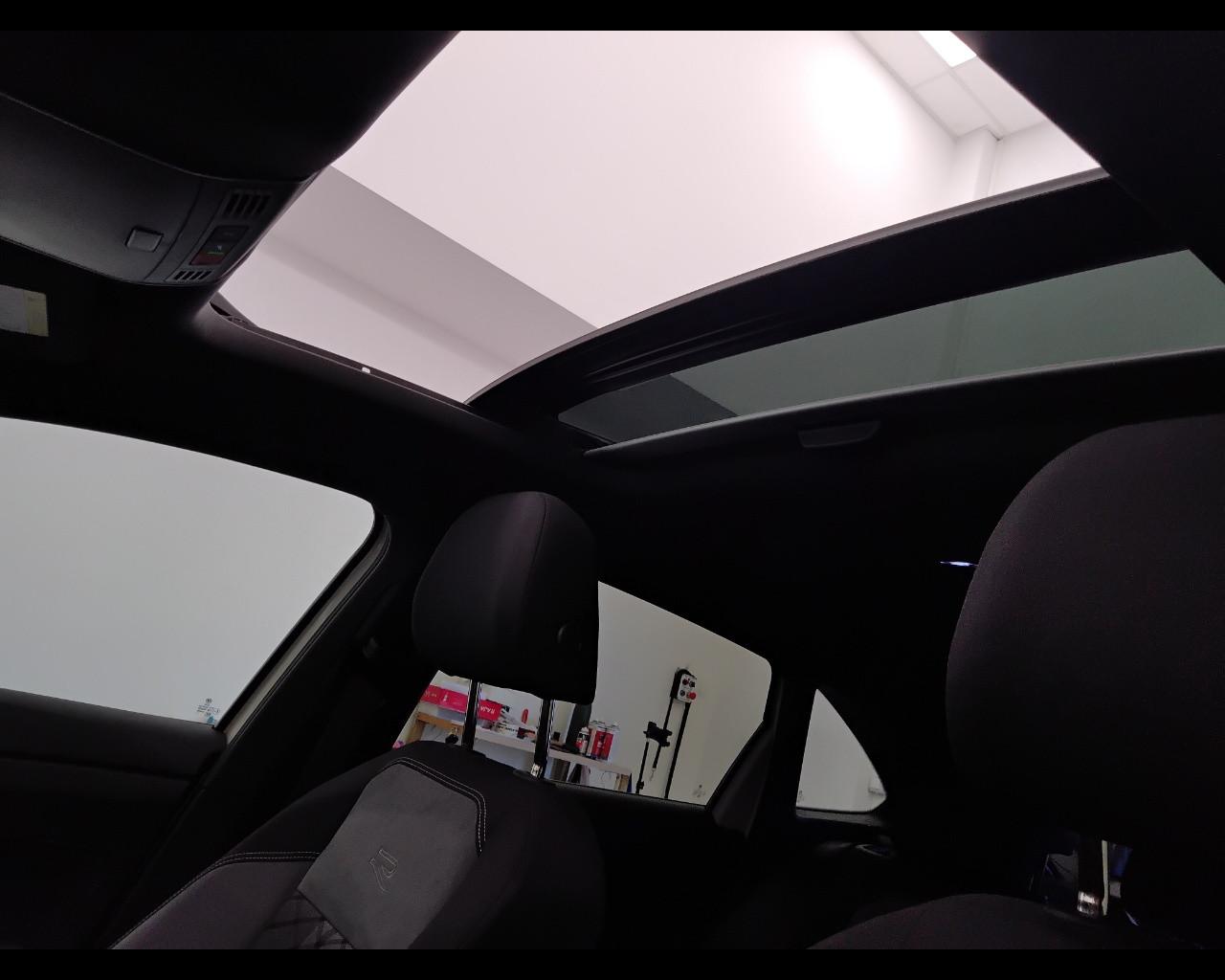 VOLKSWAGEN Taigo - Taigo 1.0 tsi R-Line 110cv