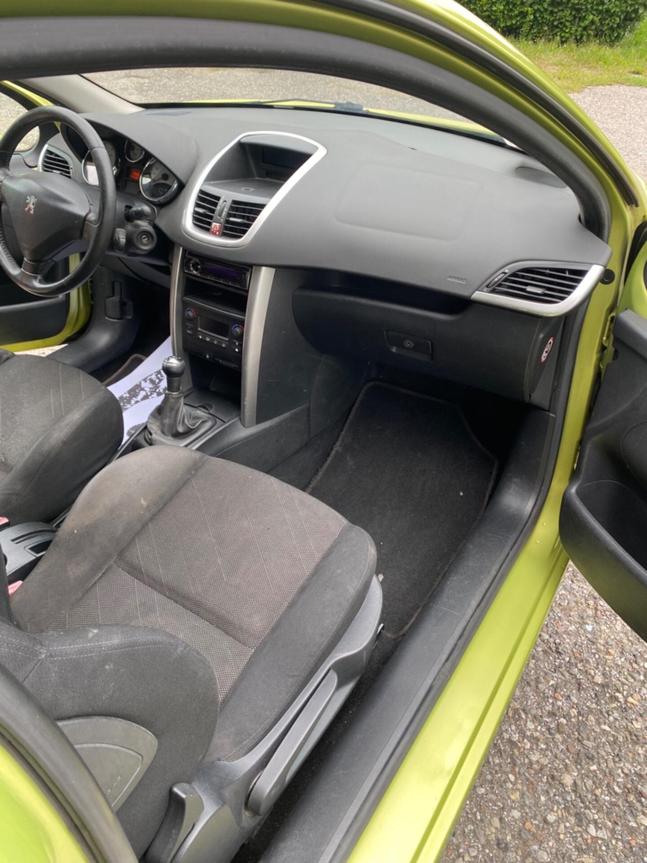 Peugeot 207 1.4 88CV 3p. XS