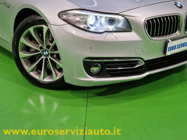 BMW 530 d xDrive 249CV Touring Luxury