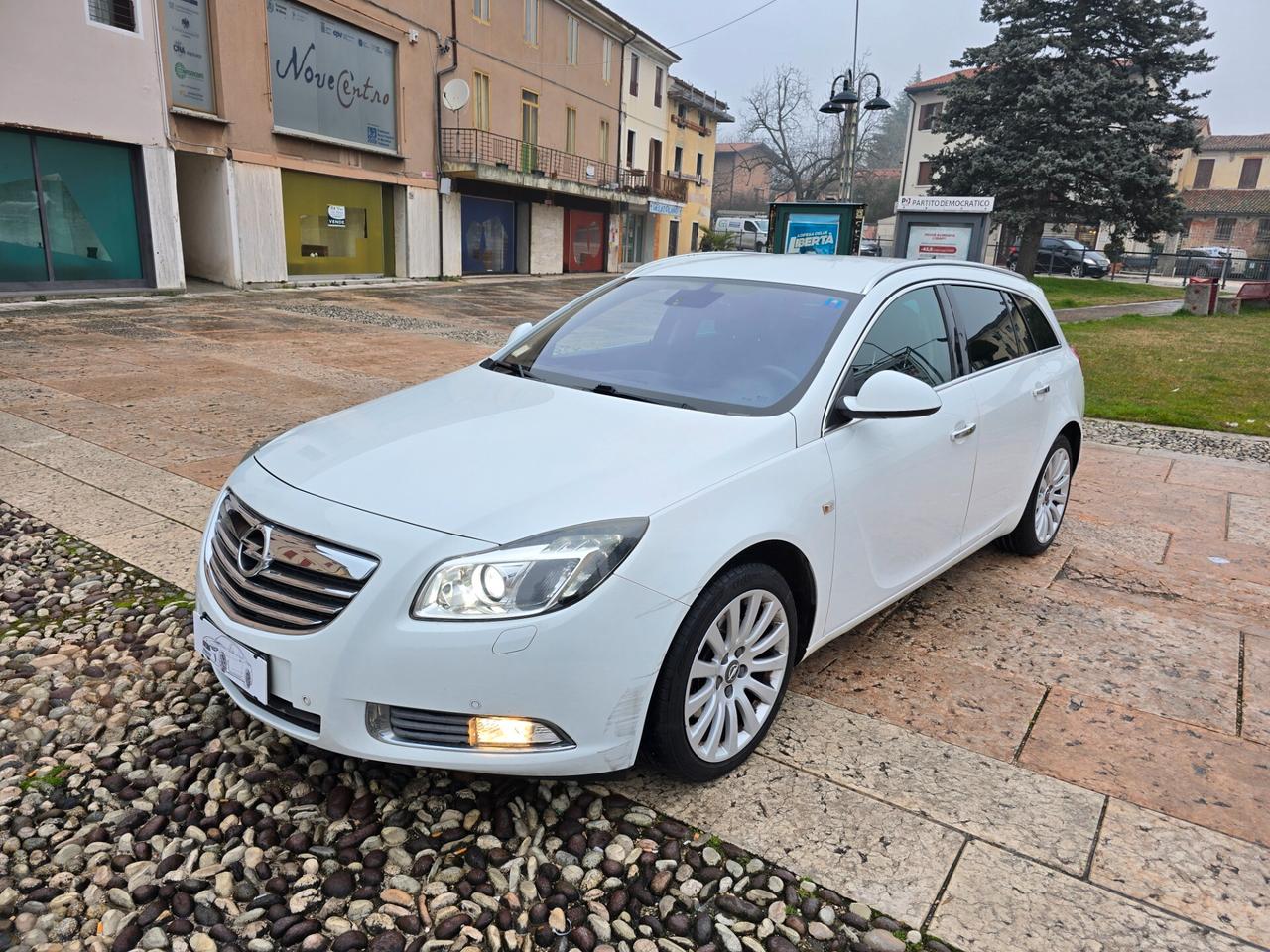 Opel Insignia 2.0 CDTI Sports Tourer Cosmo 6 Marce