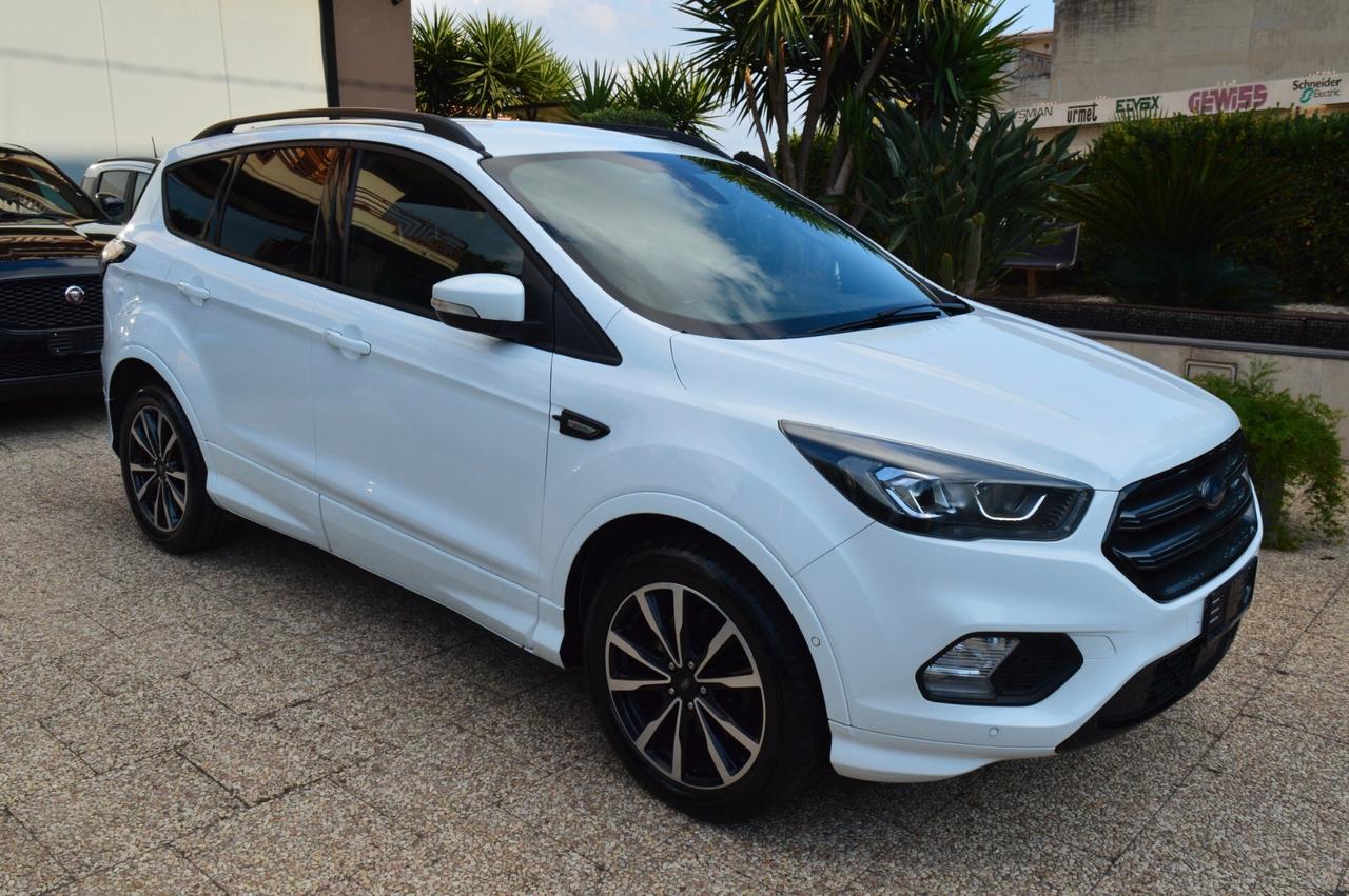 Ford Kuga 1.5 TDCI 120 CV S&S 2WD ST-Line