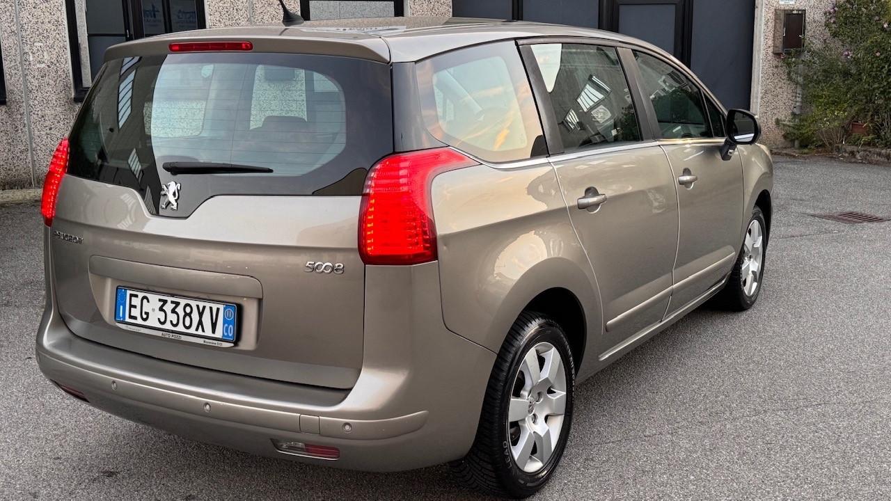 Peugeot 5008 1.6 THP 156CV Tecno 7Posti