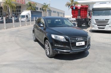 Audi Q7 3.0 V6 TDI 233CV quattro tiptronic