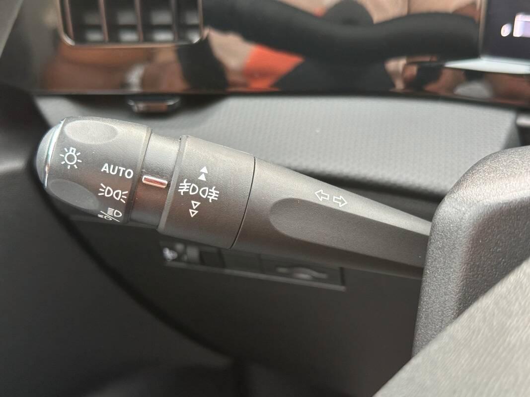 Opel Astra 1.2 t Elegance s&s 110cv CON CARPLAY