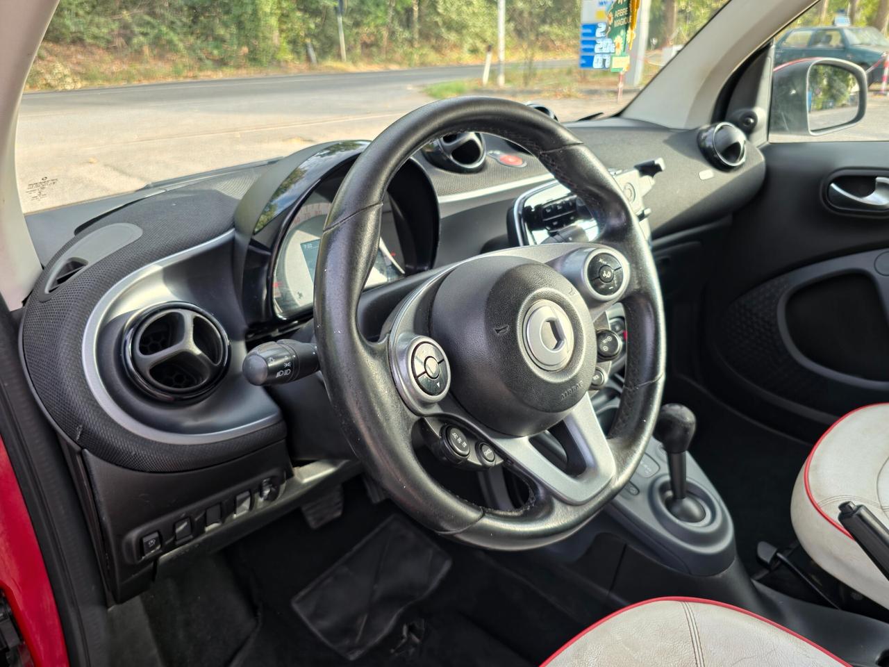 Smart ForTwo 70 1.0 twinamic Prime E6 Automatica NEO 2017