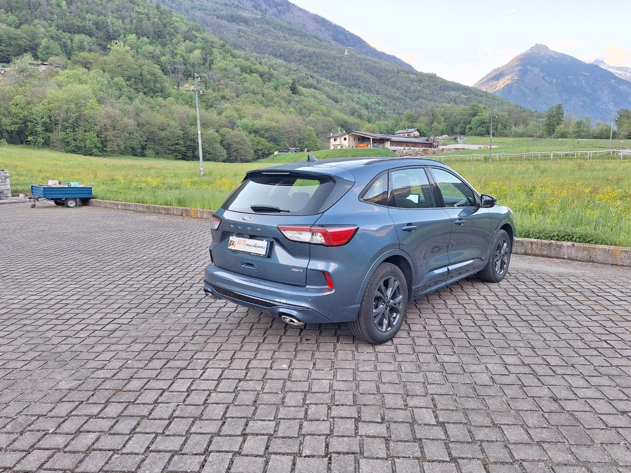 FORD Kuga 2.5 Full Hybrid 190 CVT AWD ST-Line 4X4